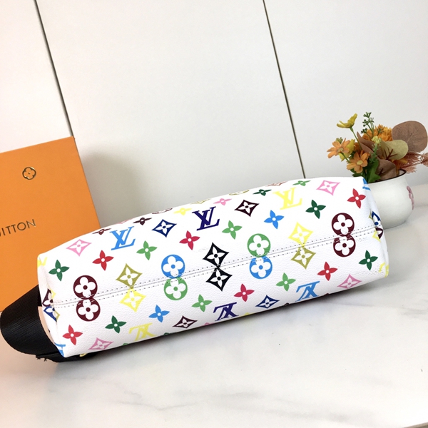 ルイヴィトンバッグ素材ディテール